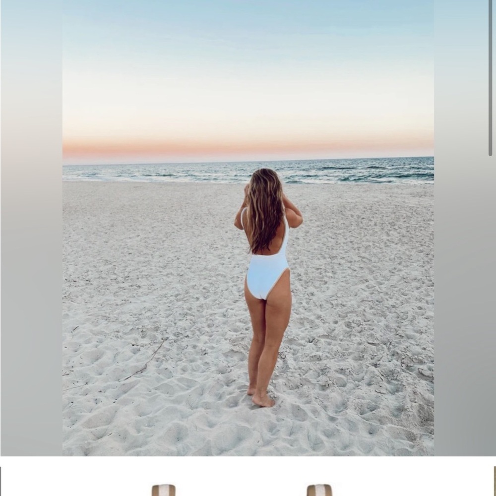 LainSnow White One Piece Swimsuit